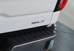 2025 GMC Sierra 1500 - Thumbnail 23