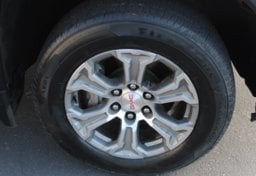 2025 GMC Sierra 1500 - Thumbnail 32