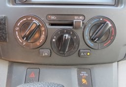 2020 Nissan NV200 SV - Thumbnail 15