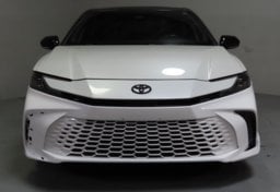 2025 Toyota Camry AWD HYBRID XSE - Thumbnail 12