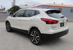 2017 Nissan Rogue Sport - Thumbnail 10