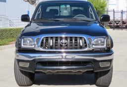 2003 Toyota Tacoma - Thumbnail 11