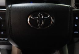 2025 Toyota Tundra SR5 - Thumbnail 25
