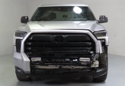2025 Toyota Tundra SR5 - Thumbnail 12