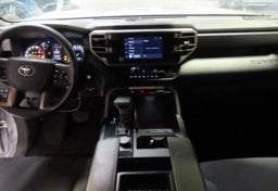 2025 Toyota Tundra SR5 - Thumbnail 24