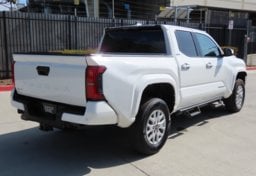 2024 Toyota Tacoma SR5 4x4 - Thumbnail 9