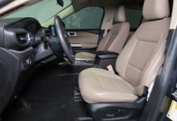 2024 Ford Explorer XLT - Thumbnail 25