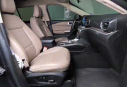 2024 Ford Explorer XLT - Thumbnail 22