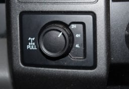 2020 Ford F-350 Super Duty - Thumbnail 29