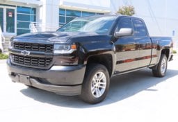 2018 Chevrolet Silverado 1500 - Thumbnail 4