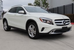 2017 Mercedes-Benz GLA 250 - Thumbnail 4
