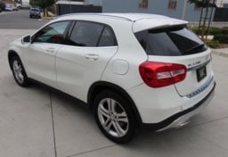 2017 Mercedes-Benz GLA 250 - Thumbnail 10
