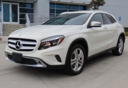 2017 Mercedes-Benz GLA 250 - Thumbnail 3