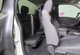 2024 Nissan Frontier S - Thumbnail 21