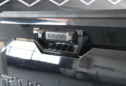 2024 Toyota Tundra 4x4 SR5 - Thumbnail 23
