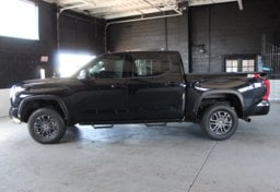 2024 Toyota Tundra 4x4 SR5 - Thumbnail 6