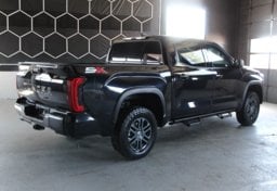 2024 Toyota Tundra 4x4 SR5 - Thumbnail 2