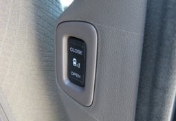 2015 Honda Odyssey EX - Thumbnail 25