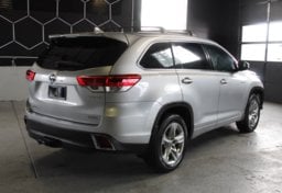 2018 Toyota Highlander Hybrid Limited - Thumbnail 5
