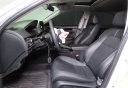 2024 Honda Civic Touring - Thumbnail 22