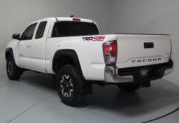 2021 Toyota Tacoma TRD Off-Road - Thumbnail 7