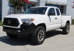2021 Toyota Tacoma SR - Thumbnail 3