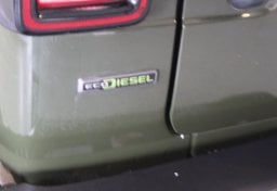 2021 Jeep Wrangler Unlimited - Thumbnail 24