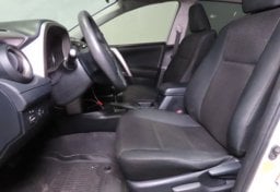2017 Toyota RAV4 LE - Thumbnail 25