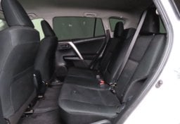 2017 Toyota RAV4 LE - Thumbnail 20