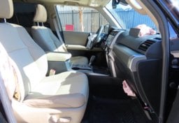 2020 Toyota 4Runner  Premium - Thumbnail 25