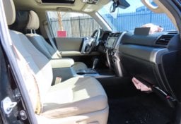 2020 Toyota 4Runner  Premium - Thumbnail 24
