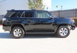 2020 Toyota 4Runner  Premium - Thumbnail 5