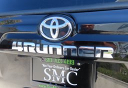 2020 Toyota 4Runner  Premium - Thumbnail 17