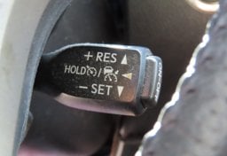 2020 Toyota 4Runner  Premium - Thumbnail 25