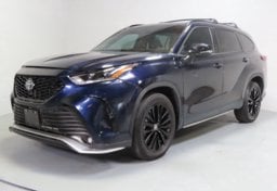 2024 Toyota Highlander XSE AWD - Thumbnail 3