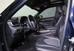 2024 Toyota Highlander XSE AWD - Thumbnail 28