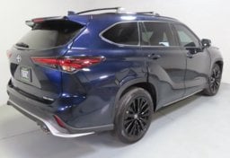 2024 Toyota Highlander XSE AWD - Thumbnail 6