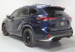 2024 Toyota Highlander XSE AWD - Thumbnail 9