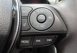 2025 Toyota RAV4 Hybrid XLE - Thumbnail 35