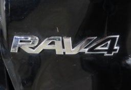 2025 Toyota RAV4 Hybrid XLE - Thumbnail 21