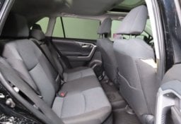 2025 Toyota RAV4 Hybrid XLE - Thumbnail 16