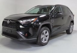 2025 Toyota RAV4 Hybrid XLE - Thumbnail 4