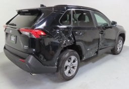 2025 Toyota RAV4 Hybrid XLE - Thumbnail 8