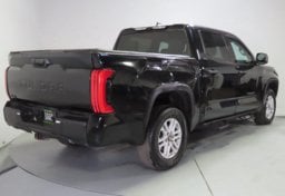 2025 Toyota Tundra SR5 - Thumbnail 9