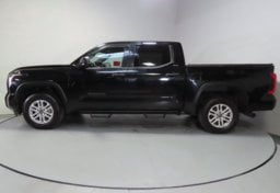 2025 Toyota Tundra SR5 - Thumbnail 5