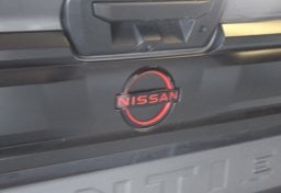 2025 Nissan Frontier PRO-4X - Thumbnail 26