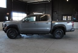 2025 Nissan Frontier PRO-4X - Thumbnail 10