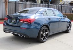 2021 Mercedes-Benz A-Class 4MATIC - Thumbnail 9