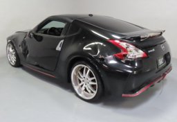 2015 Nissan 370Z NISMO - Thumbnail 8