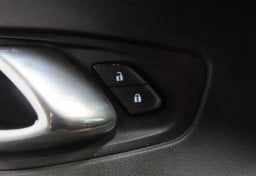 2016 Chevrolet Camaro 1LT - Thumbnail 27